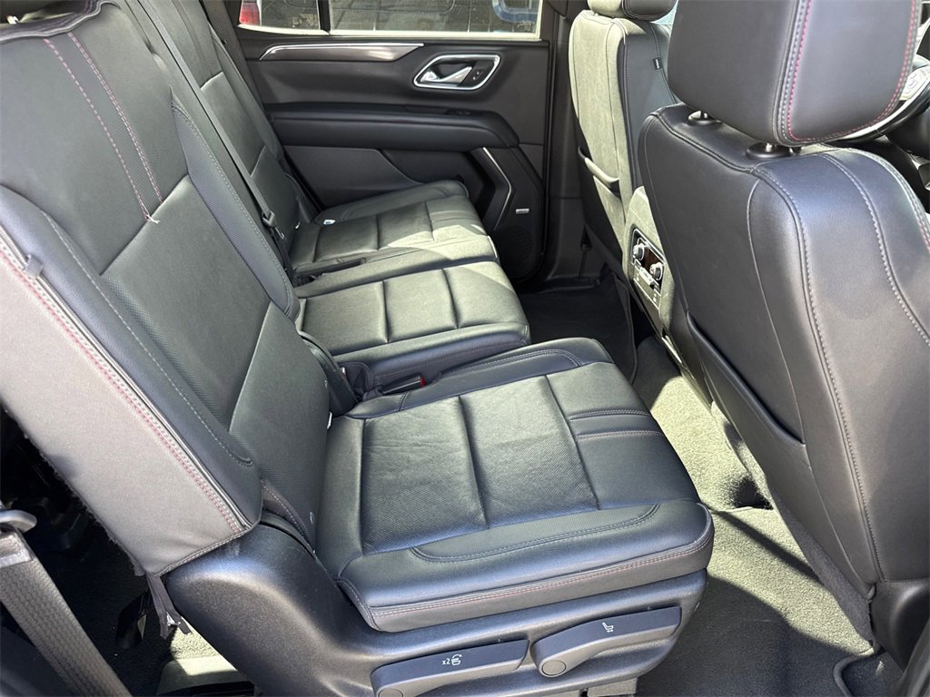 2022 Chevrolet Tahoe RST photo 4
