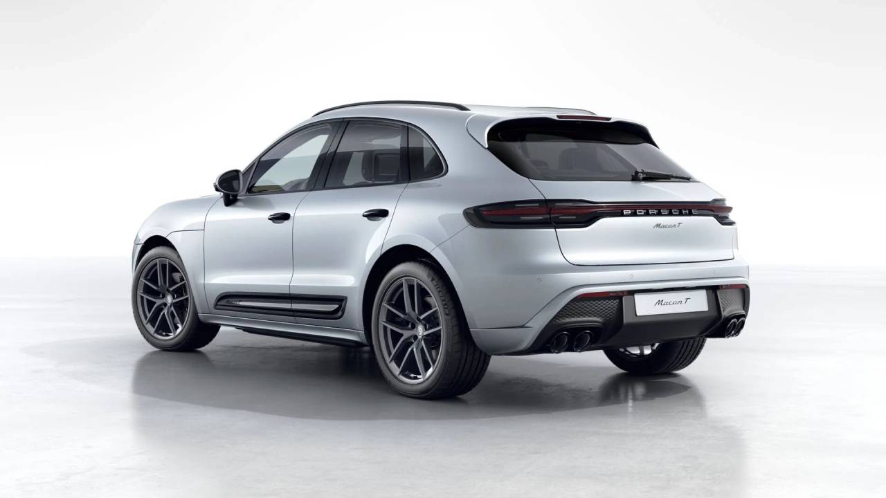 2026 Porsche Macan T photo 3