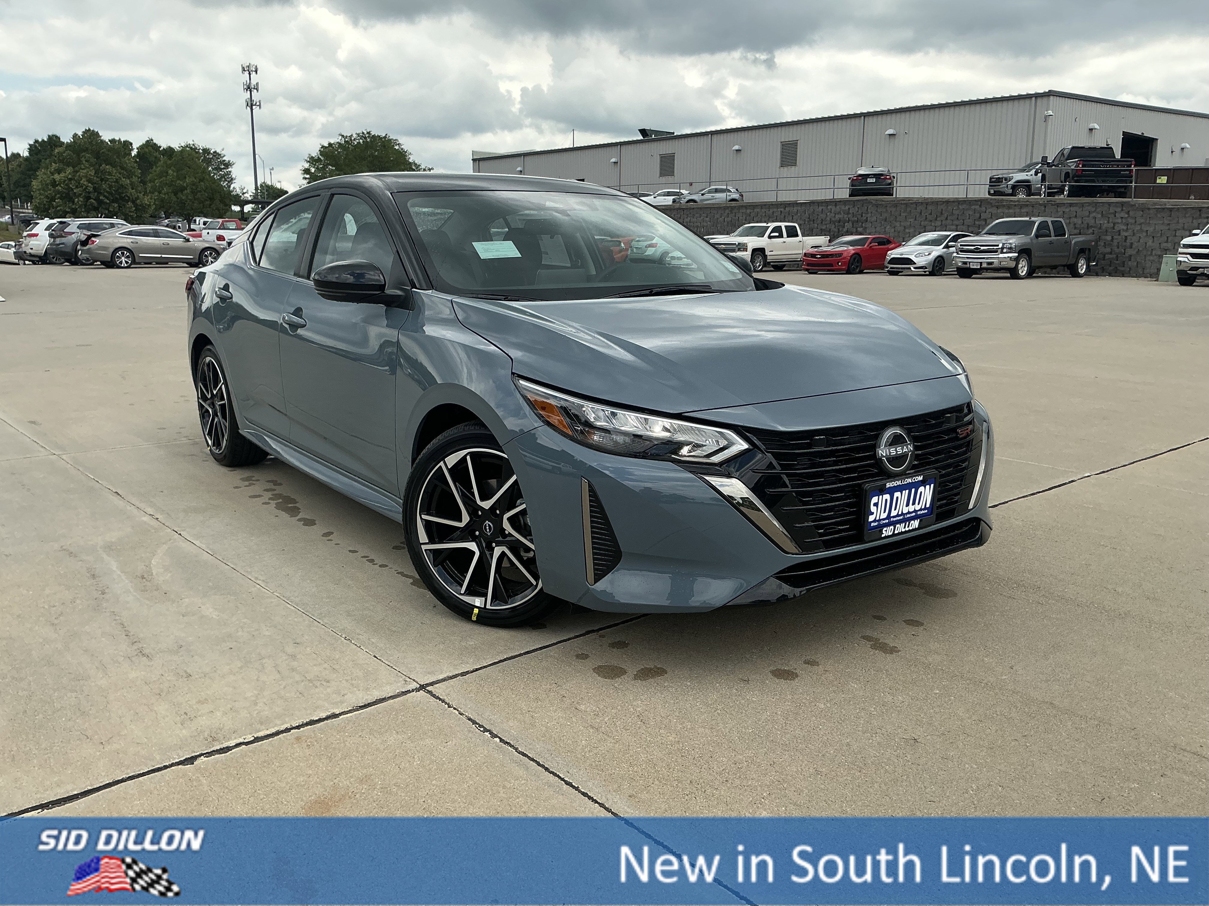New 2025 Nissan Sentra SR 4 Door Sedan in Lincoln #4N26118
