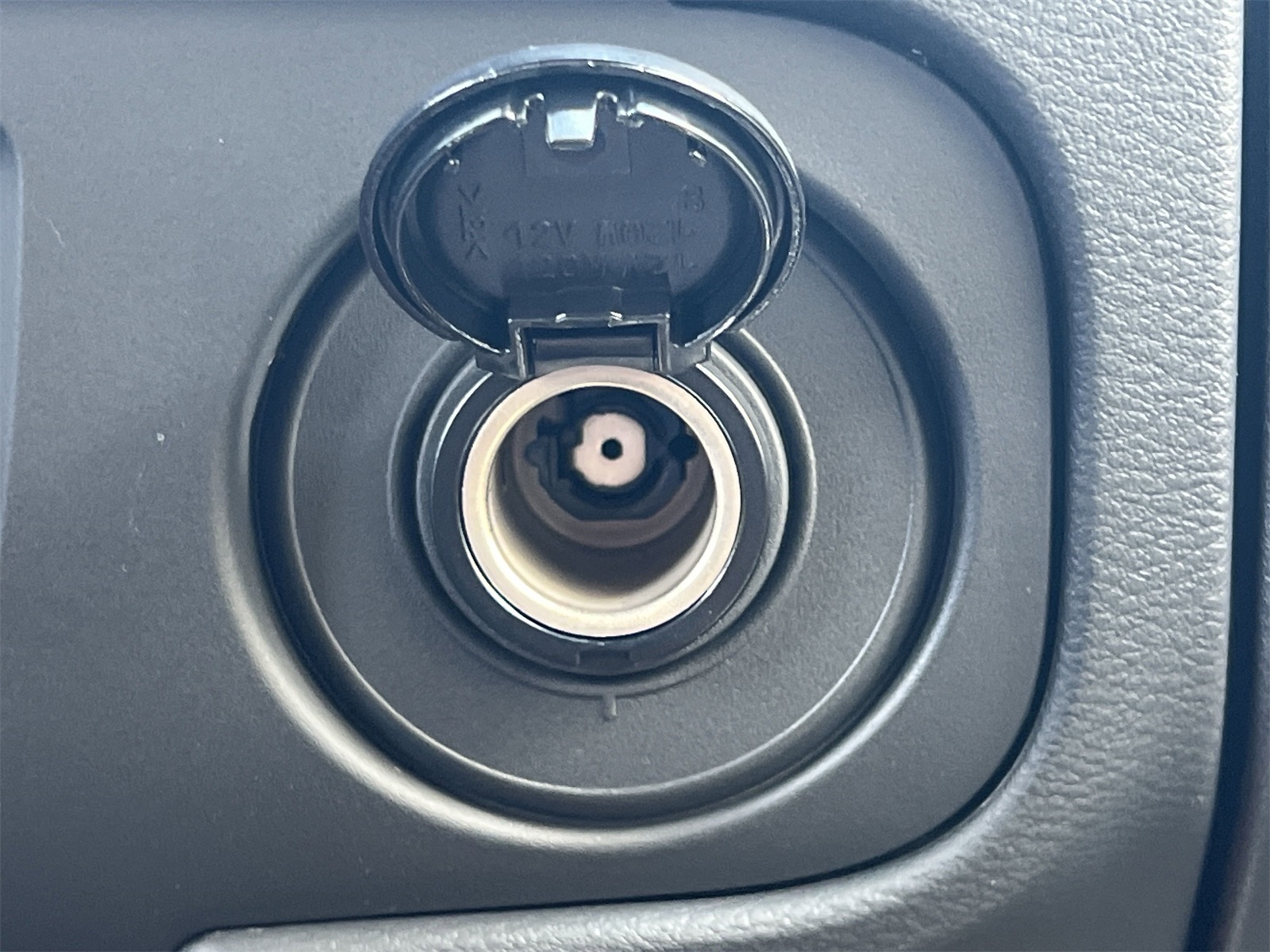 2025 Nissan Frontier PRO-4X photo 7