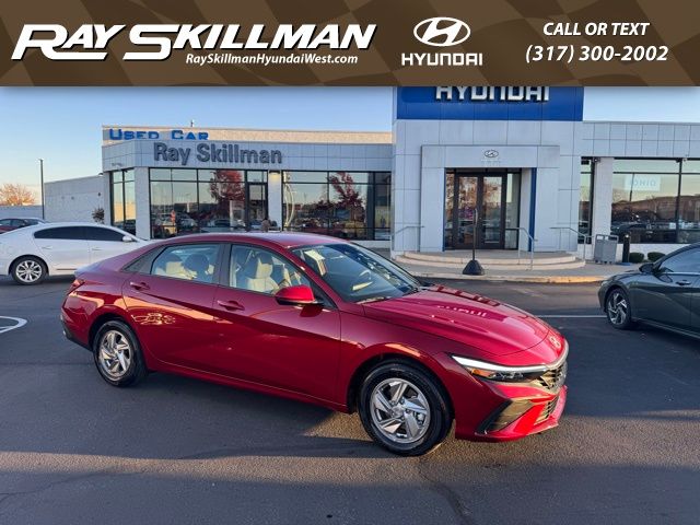 2026 Hyundai Elantra SE's photo