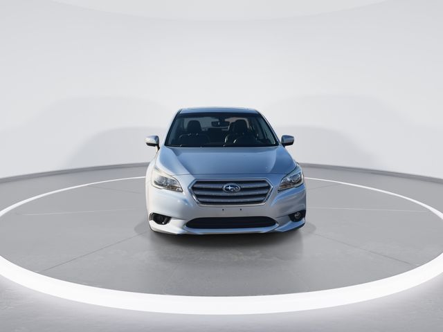 2017 Subaru Legacy 3.6R Limited photo 3