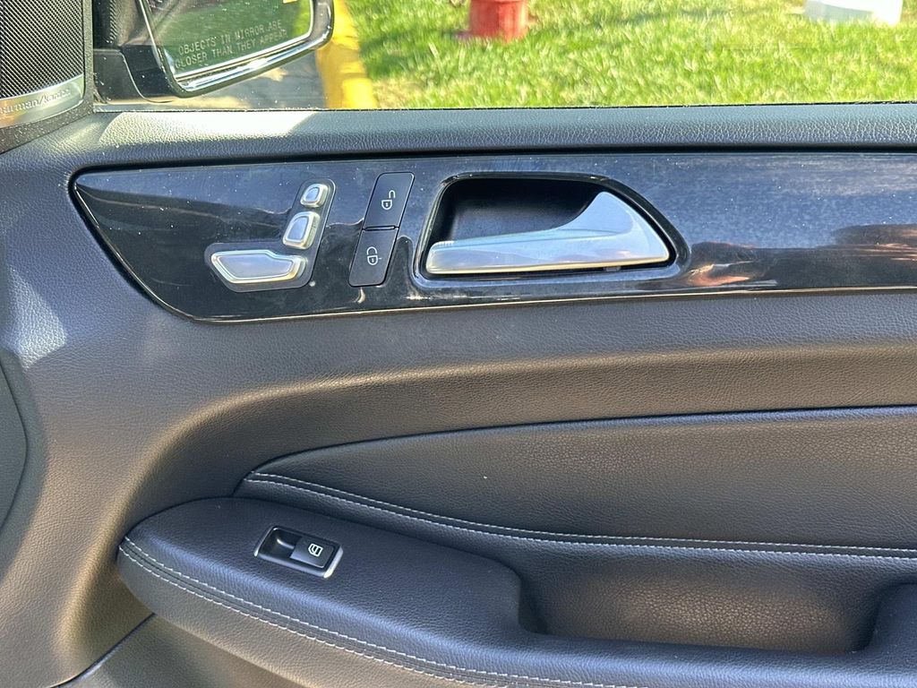 2017 Mercedes Benz GLE 350 photo 20