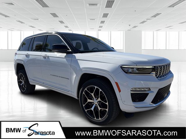 2022 Jeep Grand Cherokee Summit 4xe's photo