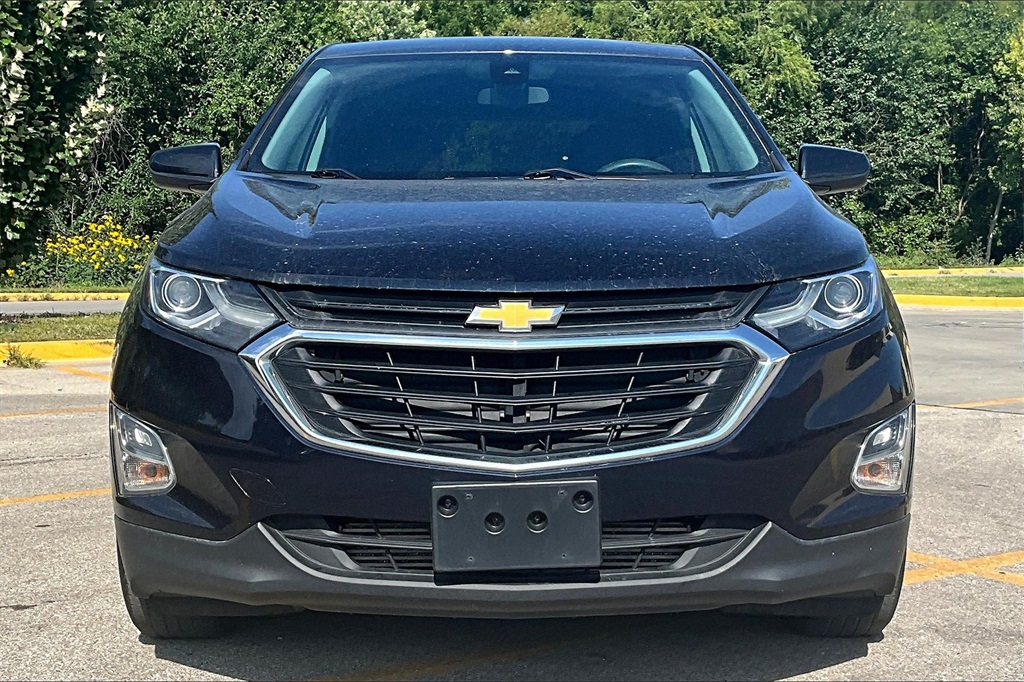 Used 2021 Chevrolet Equinox LT with VIN 2GNAXKEV1M6162062 for sale in Kansas City