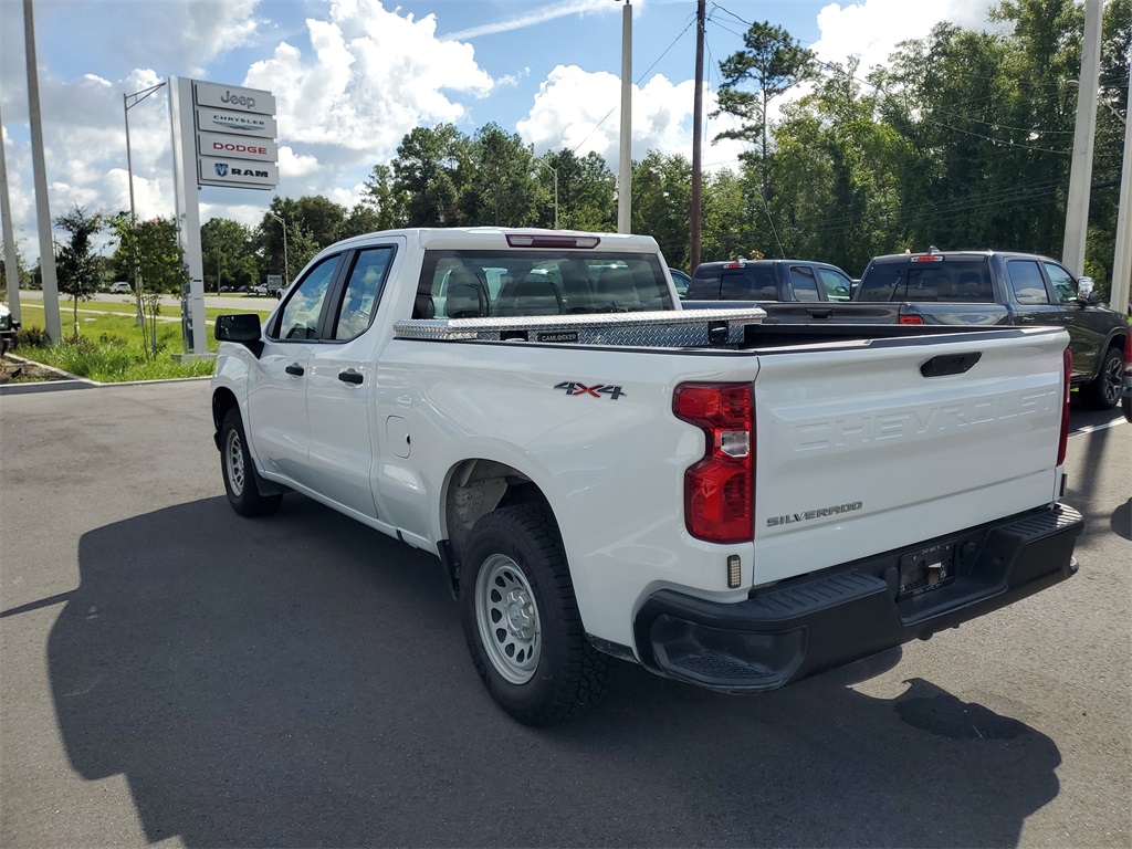 2021 Chevrolet Silverado 1500 photo 3