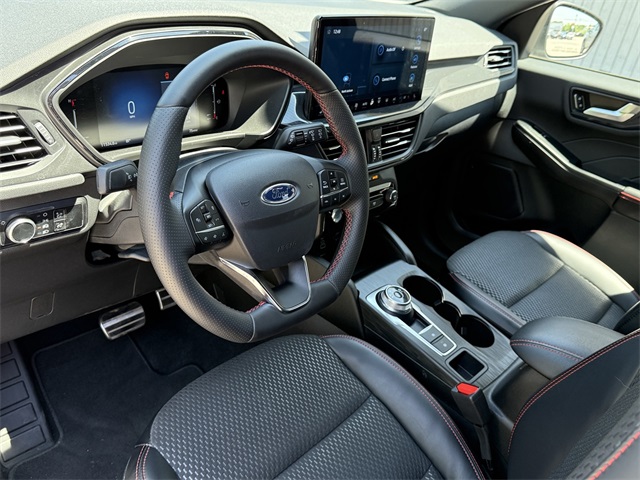2024 Ford Escape ST-Line photo 14