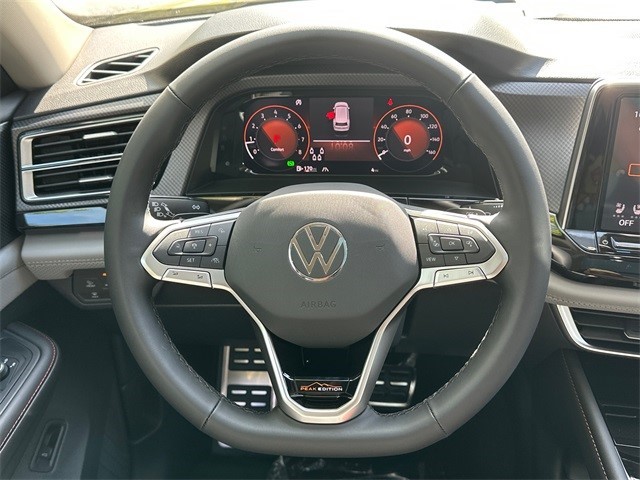 2025 Volkswagen Atlas Peak Edition SE photo 24