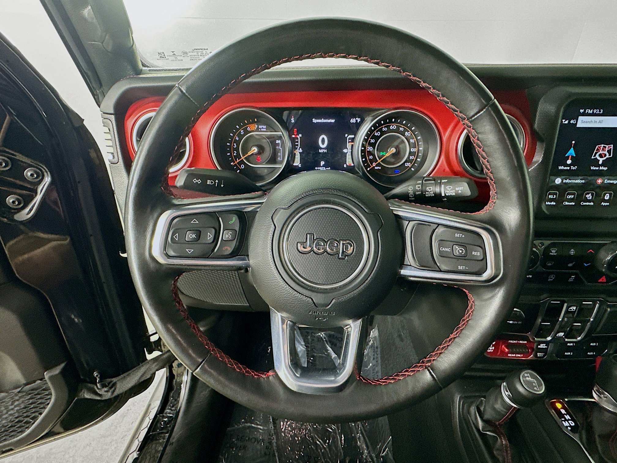 2023 Jeep Wrangler Rubicon photo 11
