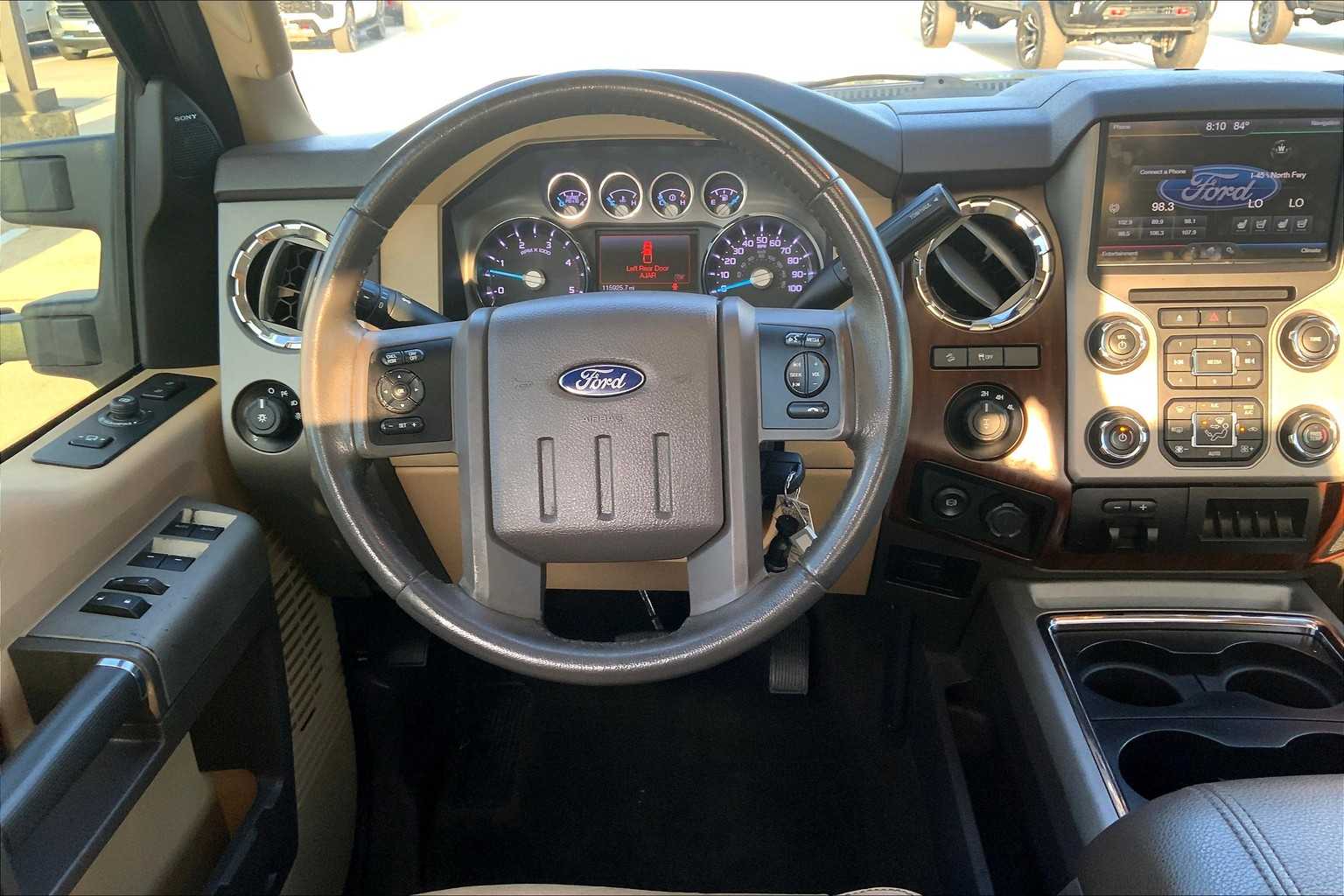 2016 Ford F-250 Lariat photo 4