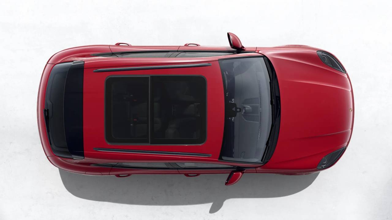 2026 Porsche Macan T photo 5