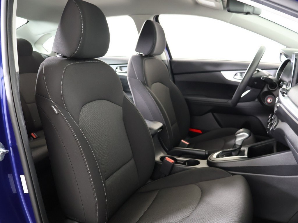 2023 Kia Forte LXS photo 29