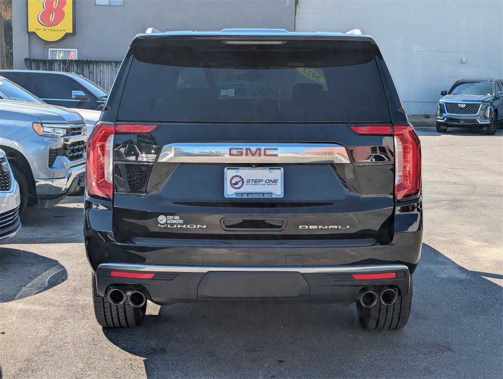 2022 Gmc Yukon XL Denali photo 3
