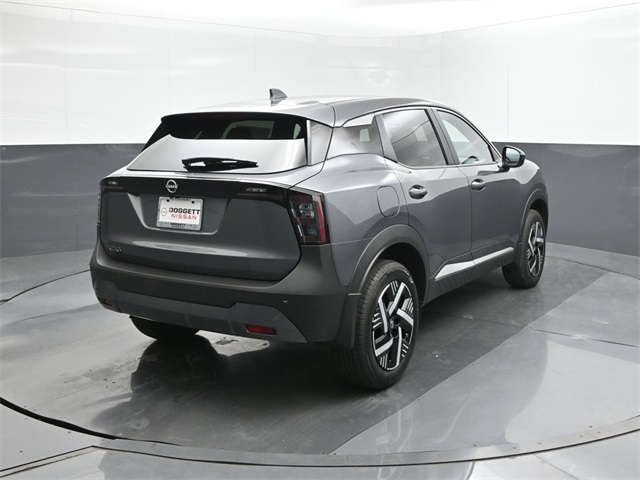 2025 Nissan Kicks SV photo 5