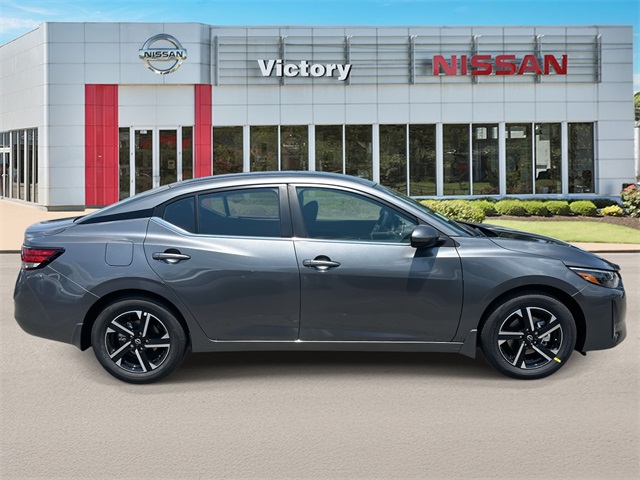 2025 Nissan Sentra SV photo 2