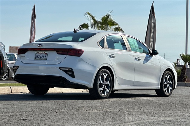 2020 Kia Forte FE LXS photo 3