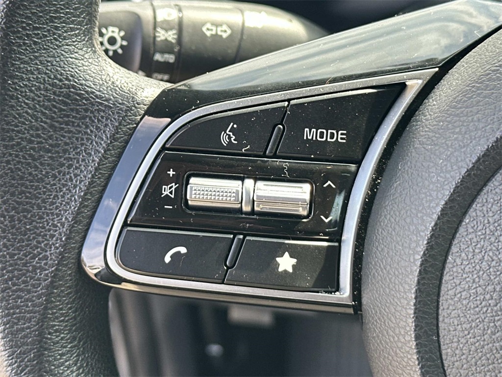 2024 Kia Forte LXS photo 24