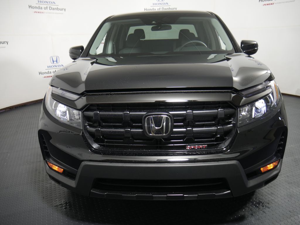 2025 Honda Ridgeline Sport photo 2