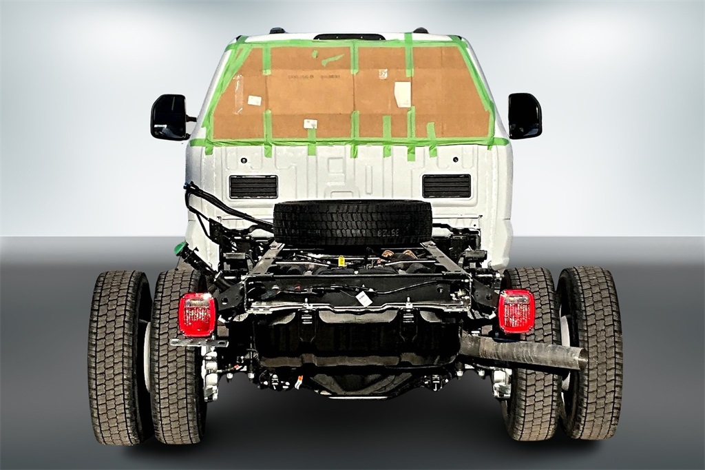2025 Ford F-450 XL photo 4