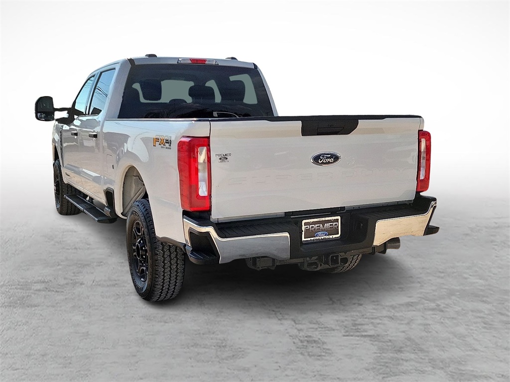 2025 Ford F-250 XLT photo 8