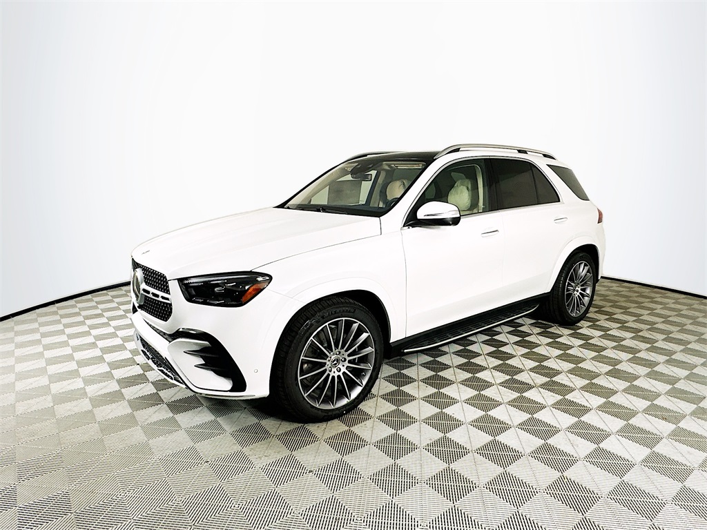 2026 Mercedes Benz GLE 450 4MATIC photo 2