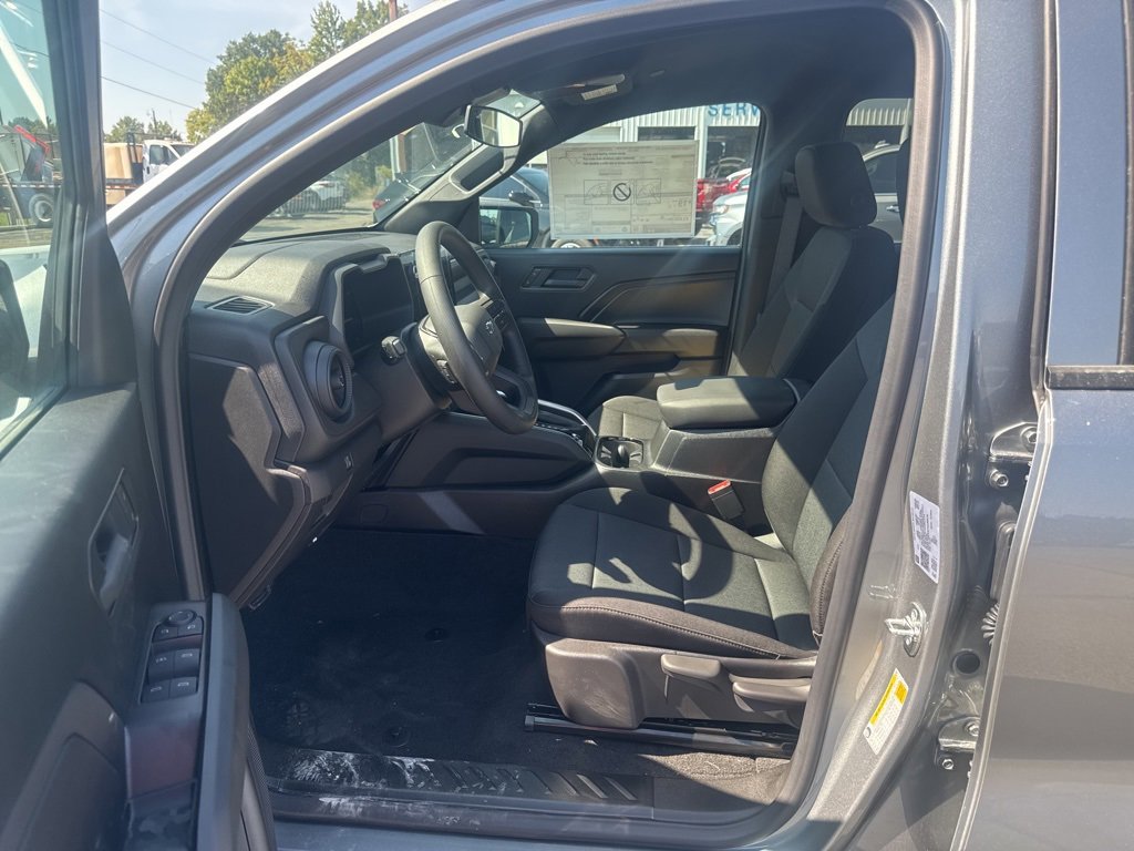 2026 Chevrolet Colorado Trail Boss photo 12
