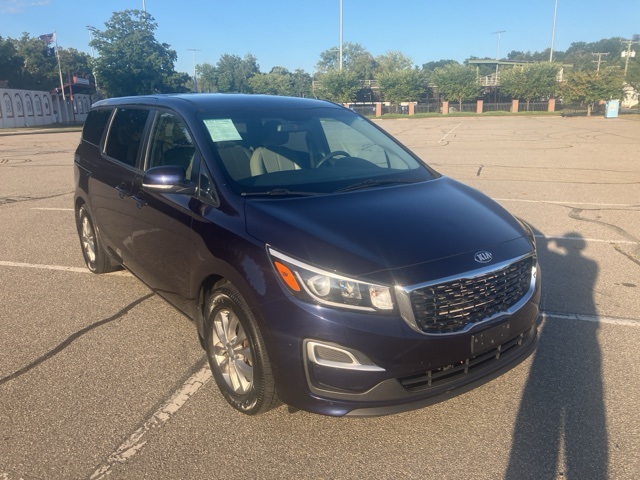 2021 Kia Sedona LX photo 3
