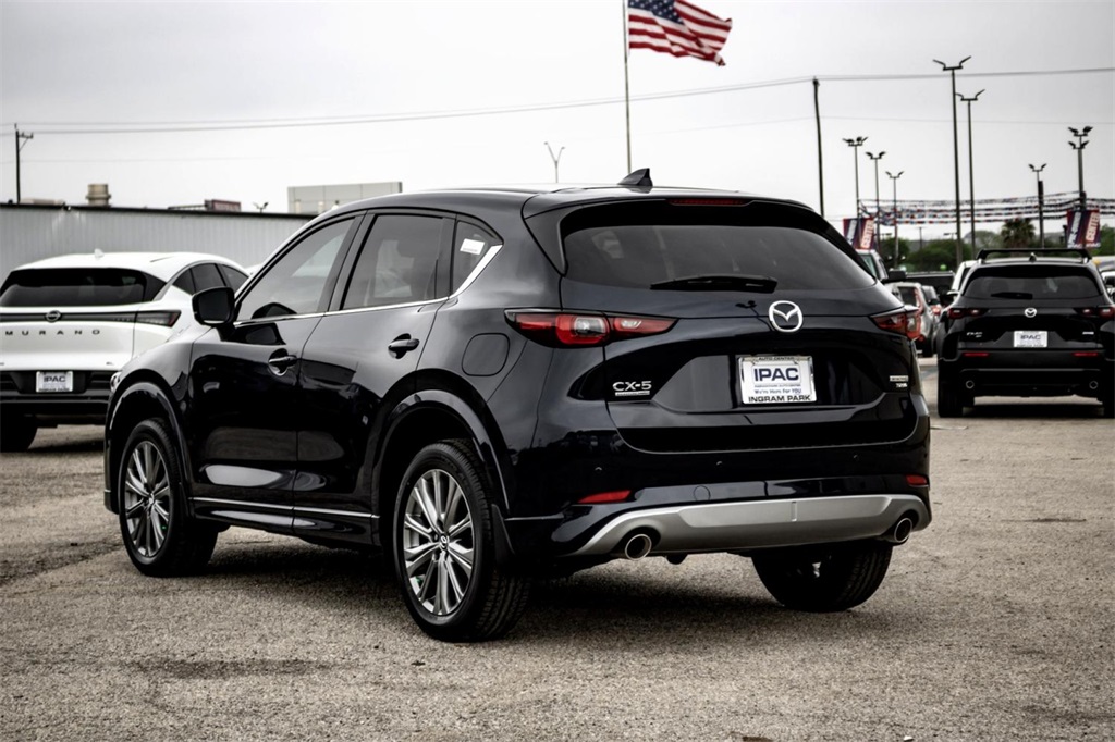 2025 Mazda CX-5 2.5 Turbo Signature photo 5