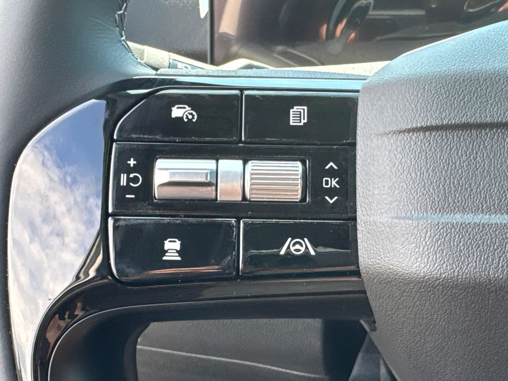 2026 Kia Sorento S photo 24
