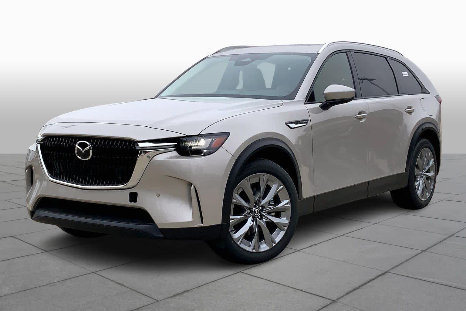 2026 Mazda CX-90 Preferred Package's photo