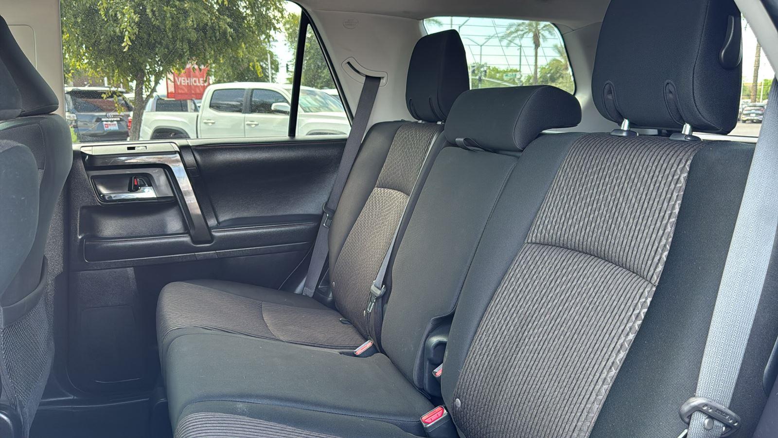 2021 Toyota 4Runner TRD photo 26