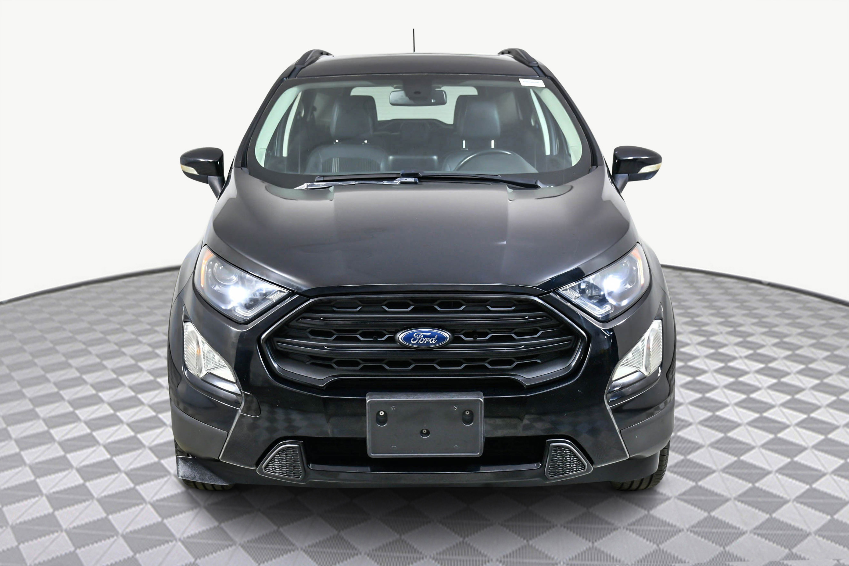 2020 Ford EcoSport SES photo 2