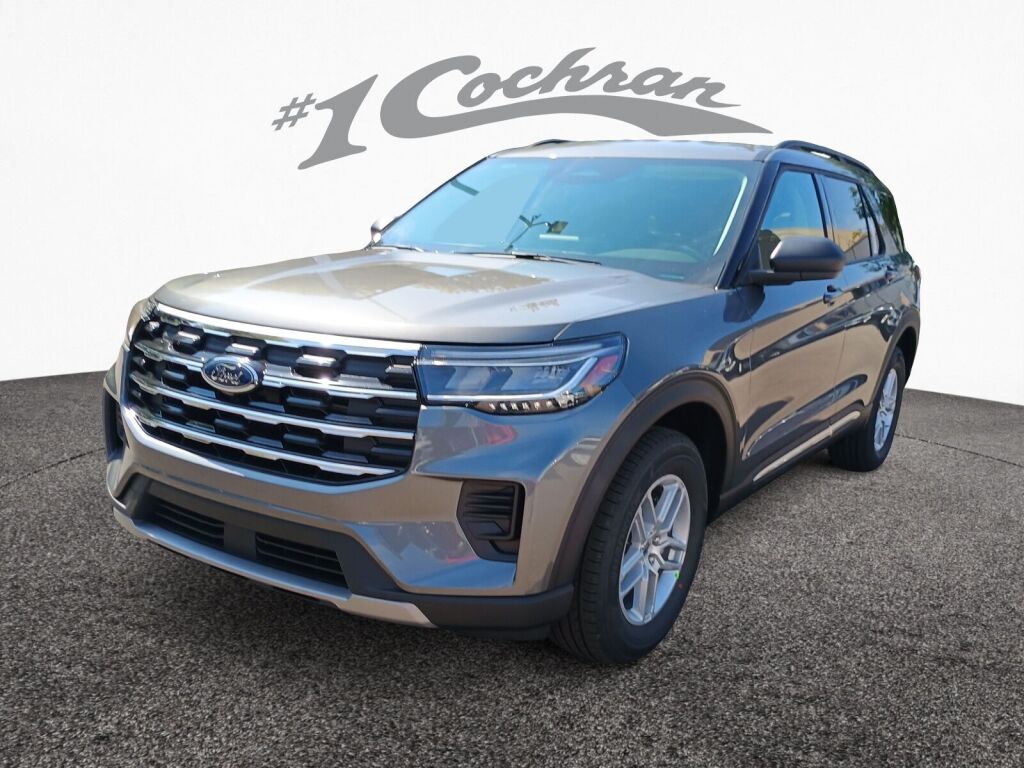 2025 Ford Explorer photo 3