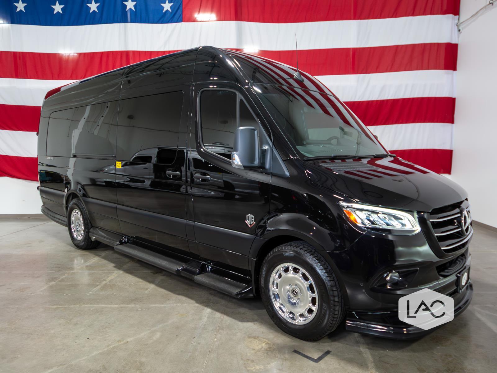 2024 Mercedes Benz Sprinter 3500 photo 2