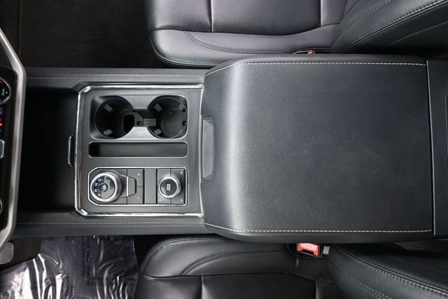 2023 Ford Expedition XLT photo 25