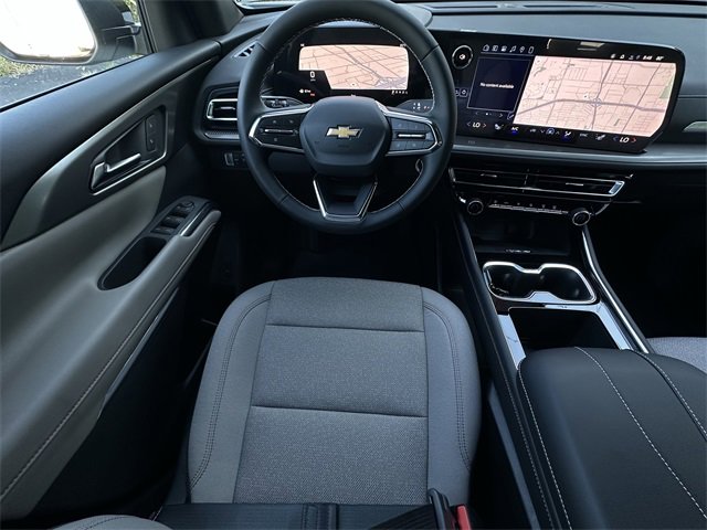 2026 Chevrolet Traverse photo 9