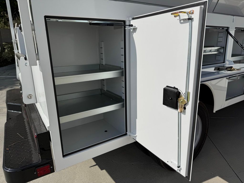 2024 Ford F-550 Chassis XL