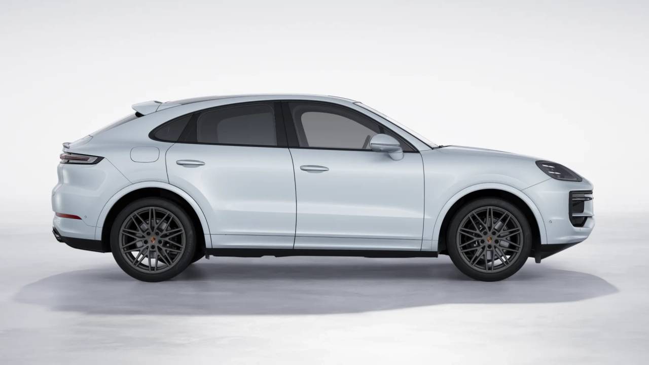 2026 Porsche Cayenne Coupe photo 6