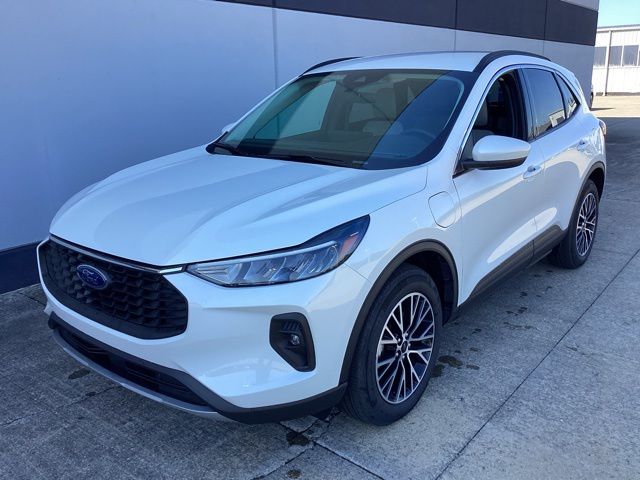 2023 Ford Escape Plug-In Hybrid Base photo 2