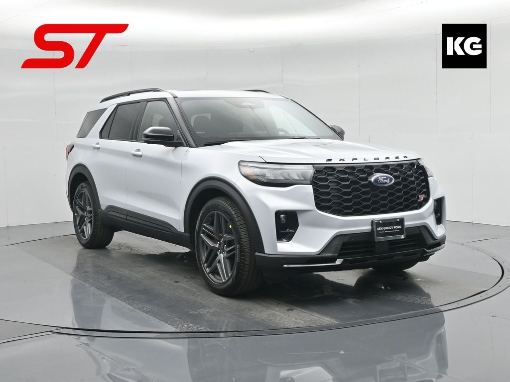 2026 Ford Explorer ST's photo