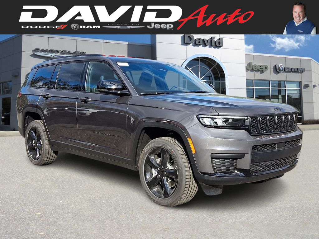 2025 Jeep Grand Cherokee L Altitude's photo