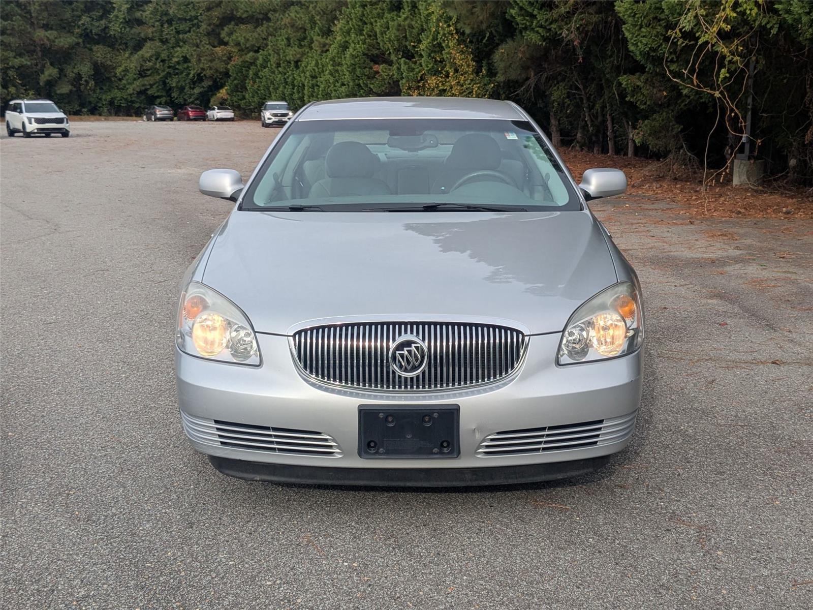 2009 Buick Lucerne CXL photo 4