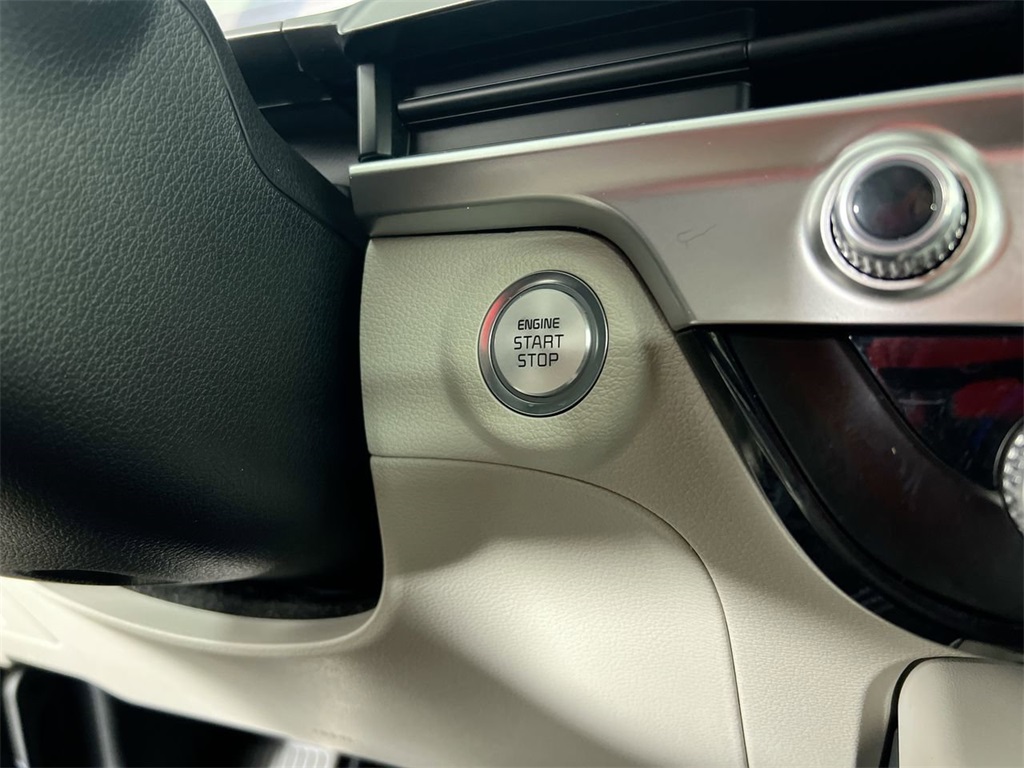 2025 Kia Telluride S photo 17
