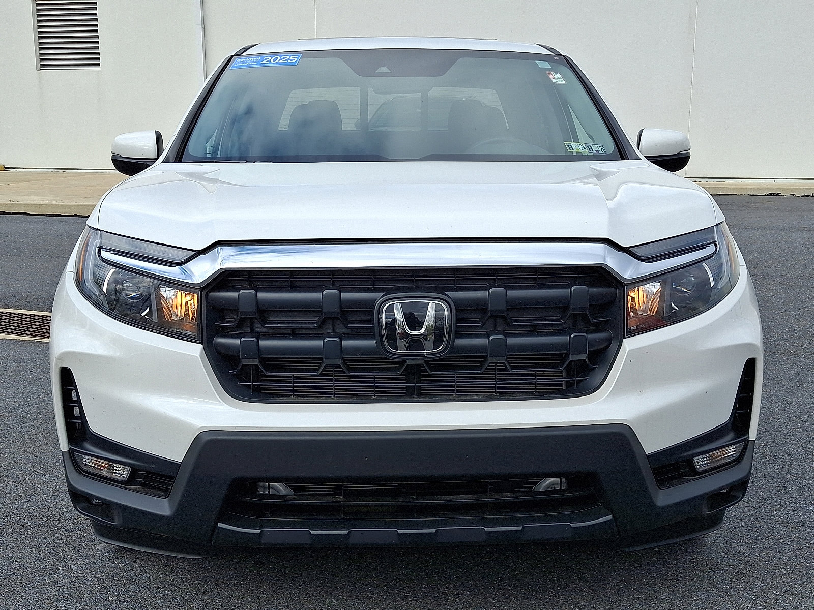 2025 Honda Ridgeline RTL photo 2