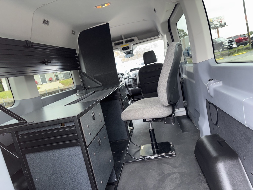2017 Ford Transit photo 4