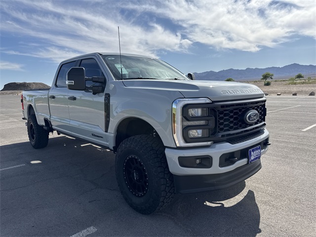 2025 Ford F-250 XL photo 3