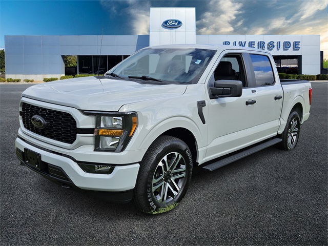 2023 Ford F-150 XL photo 3