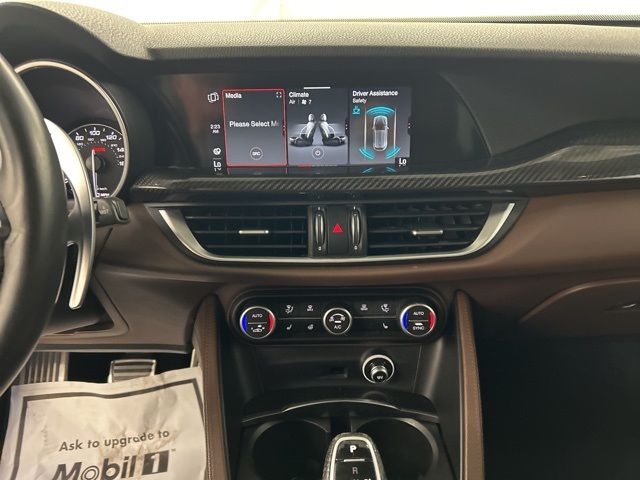 2020 Alfa Romeo Stelvio Ti Sport photo 17