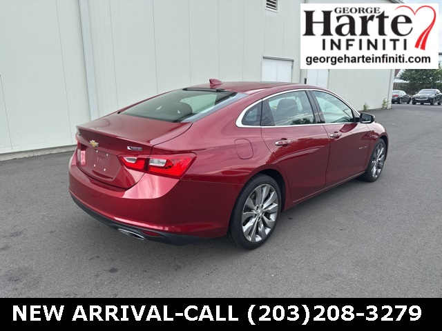 2017 Chevrolet Malibu Premier photo 3