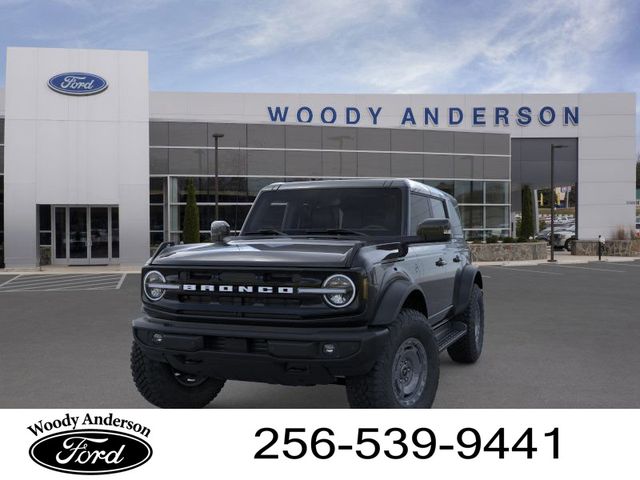 2025 Ford Bronco Outer Banks photo 2